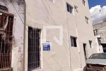 Casa para alugar com 38m², 1 quarto e sem vaga Casa para alugar com 38m², 1 quarto e sem vagaFachada