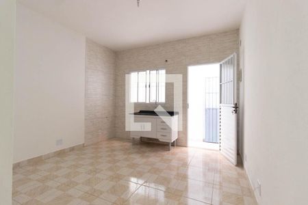 Cozinha de casa para alugar com 1 quarto, 30m² em Vila Maria Alta, São Paulo