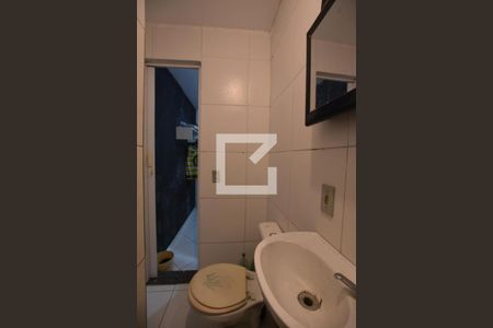 Banheiro de apartamento para alugar com 1 quarto, 20m² em Bento Ribeiro, Rio de Janeiro