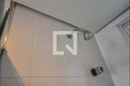Apartamento à venda com 75m², 2 quartos e 2 vagasBanheiro 02