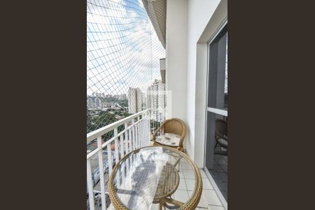 Apartamento à venda com 75m², 2 quartos e 2 vagasVaranda 