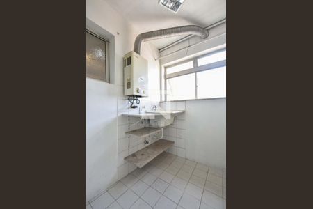 Apartamento à venda com 75m², 2 quartos e 2 vagasLavanderia 