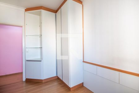 Apartamento à venda com 104m², 3 quartos e 2 vagasQuarto 2