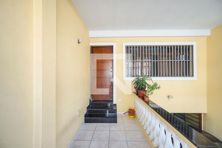 Casa à venda com 80m², 2 quartos e 3 vagas Casa à venda com 80m², 2 quartos e 3 vagasEntrada