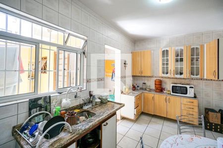 Casa à venda com 80m², 2 quartos e 3 vagas Casa à venda com 80m², 2 quartos e 3 vagasCozinha