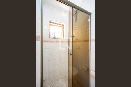 Casa à venda com 80m², 2 quartos e 3 vagas Casa à venda com 80m², 2 quartos e 3 vagasBox