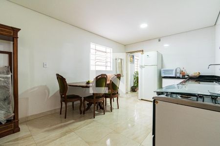Casa à venda com 277m², 2 quartos e 3 vagasCozinha