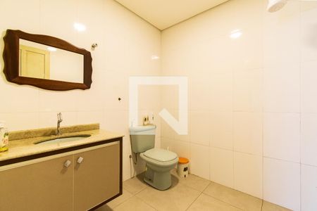 Casa à venda com 277m², 2 quartos e 3 vagasBanheiro Social
