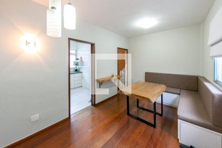 Sala de apartamento à venda com 2 quartos, 73m² em Coracao de Jesus, Belo Horizonte