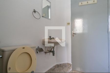 Apartamento para alugar com 70m², 2 quartos e 1 vaga Apartamento para alugar com 70m², 2 quartos e 1 vagaBanheiro