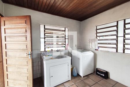 Casa à venda com 144m², 2 quartos e 2 vagas Casa à venda com 144m², 2 quartos e 2 vagasÁrea de Serviço