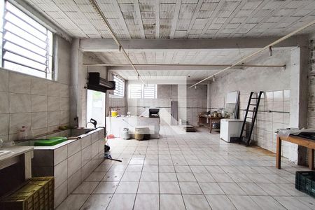 Casa à venda com 144m², 2 quartos e 2 vagas Casa à venda com 144m², 2 quartos e 2 vagasPavilhão