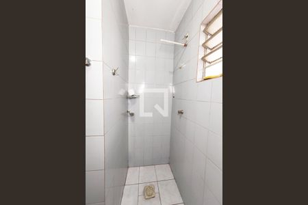 Casa à venda com 144m², 2 quartos e 2 vagas Casa à venda com 144m², 2 quartos e 2 vagasBanheiro de Serviço