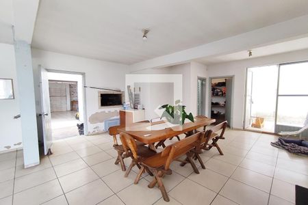 Casa à venda com 144m², 2 quartos e 2 vagas Casa à venda com 144m², 2 quartos e 2 vagasEspaço Gourmet