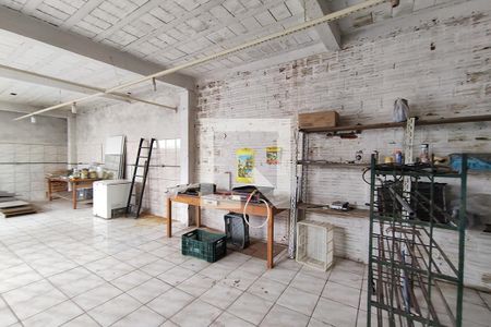 Casa à venda com 144m², 2 quartos e 2 vagas Casa à venda com 144m², 2 quartos e 2 vagasPavilhão