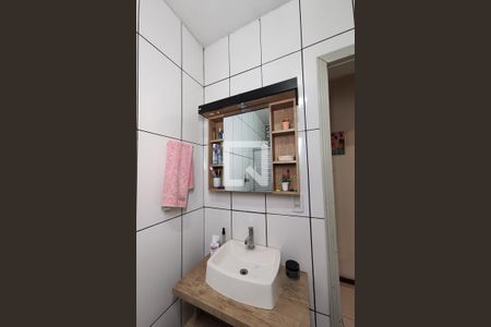 Casa à venda com 144m², 2 quartos e 2 vagas Casa à venda com 144m², 2 quartos e 2 vagasBanheiro 1