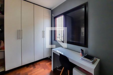 Apartamento à venda com 84m², 3 quartos e 2 vagasQuarto 2