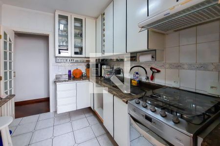 Apartamento à venda com 84m², 3 quartos e 2 vagasCozinha