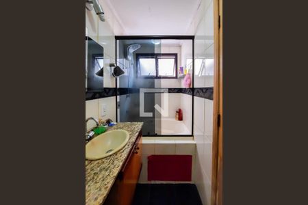 Apartamento à venda com 84m², 3 quartos e 2 vagasBanheiro da Suíte