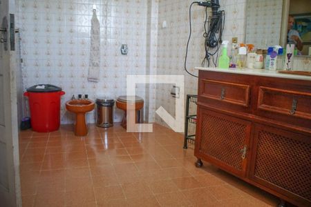 Casa à venda com 431m², 6 quartos e 2 vagas Casa à venda com 431m², 6 quartos e 2 vagasBanheiro