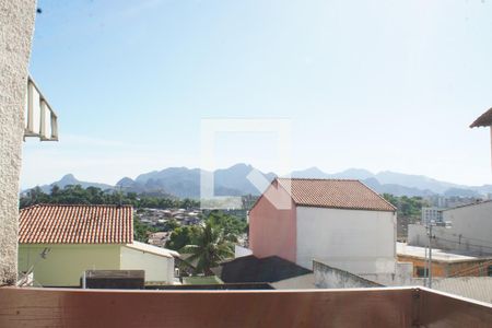 Casa à venda com 431m², 6 quartos e 2 vagas Casa à venda com 431m², 6 quartos e 2 vagasVista