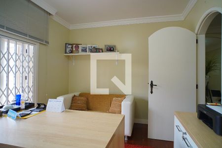 Escritório de casa à venda com 4 quartos, 200m² em Jardim Itu, Porto Alegre