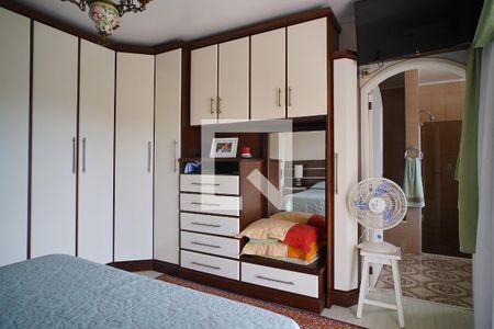 Casa à venda com 200m², 4 quartos e 6 vagasQuarto 2