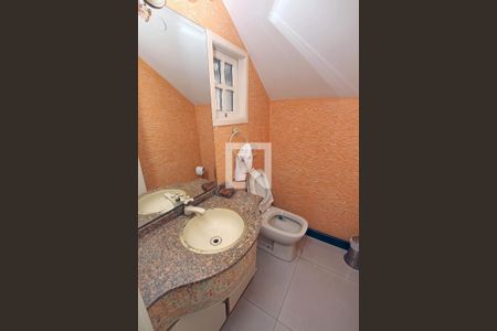 Lavabo de casa para alugar com 4 quartos, 404m² em Floresta, Porto Alegre