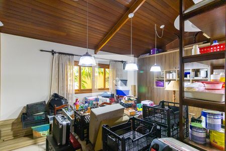 Casa à venda com 408m², 4 quartos e 3 vagasEscritório