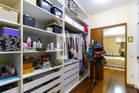 Casa à venda com 408m², 4 quartos e 3 vagasQuarto da suíte 1