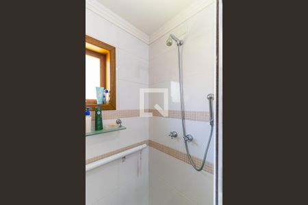 Casa à venda com 408m², 4 quartos e 3 vagasBanheiro da suíte 1