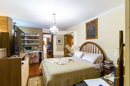 Casa à venda com 408m², 4 quartos e 3 vagasQuarto da suíte 1