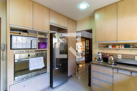 Casa à venda com 408m², 4 quartos e 3 vagasCozinha