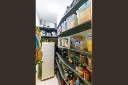 Casa à venda com 408m², 4 quartos e 3 vagasDispensa