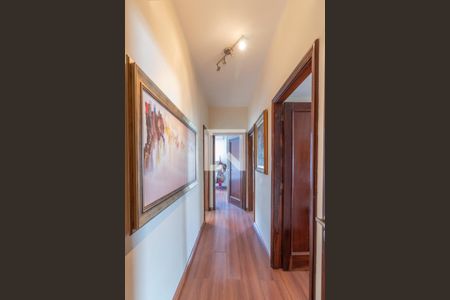 Apartamento à venda com 144m², 3 quartos e 2 vagas Apartamento à venda com 144m², 3 quartos e 2 vagasCorredor