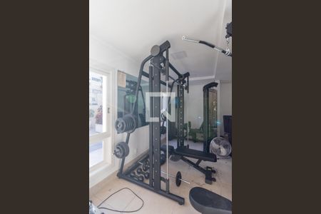 Apartamento à venda com 144m², 3 quartos e 2 vagas Apartamento à venda com 144m², 3 quartos e 2 vagasÁrea comum - Academia