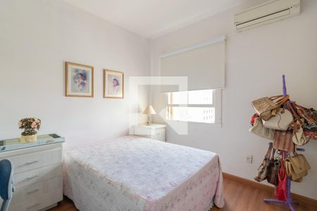 Apartamento à venda com 144m², 3 quartos e 2 vagas Apartamento à venda com 144m², 3 quartos e 2 vagasQuarto 2