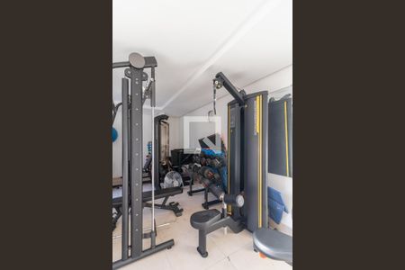 Apartamento à venda com 144m², 3 quartos e 2 vagas Apartamento à venda com 144m², 3 quartos e 2 vagasÁrea comum - Academia