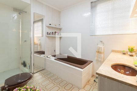 Apartamento à venda com 144m², 3 quartos e 2 vagas Apartamento à venda com 144m², 3 quartos e 2 vagasBanheiro