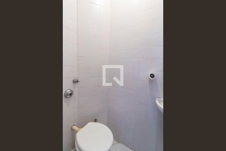 Apartamento à venda com 144m², 3 quartos e 2 vagas Apartamento à venda com 144m², 3 quartos e 2 vagasLavabo 1