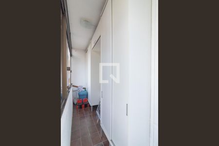 Apartamento à venda com 144m², 3 quartos e 2 vagas Apartamento à venda com 144m², 3 quartos e 2 vagasVaranda do quarto