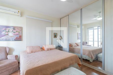 Apartamento à venda com 144m², 3 quartos e 2 vagas Apartamento à venda com 144m², 3 quartos e 2 vagasQuarto 3