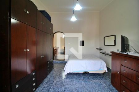 Casa à venda com 315m², 5 quartos e 4 vagasSuíte 2