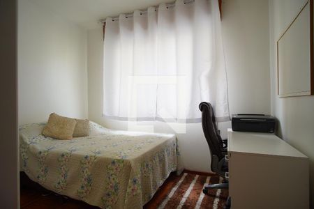 Quarto 2 de apartamento à venda com 3 quartos, 98m² em Vila Ipiranga, Porto Alegre