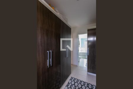 Casa de condomínio à venda com 617m², 6 quartos e 4 vagasSuíte 1 / closet