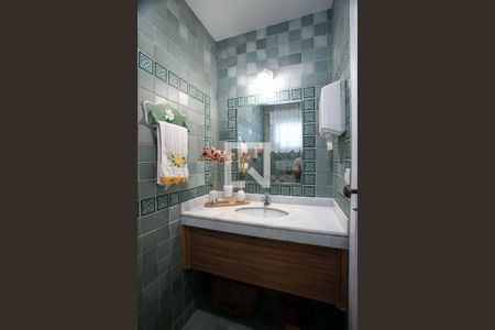 Casa de condomínio à venda com 617m², 6 quartos e 4 vagasLavabo