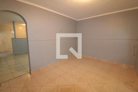 Quarto 1 de casa para alugar com 2 quartos, 80m² em Vila Carrao, São Paulo