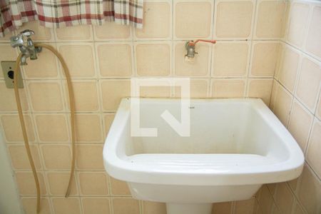 Apartamento à venda com 70m², 3 quartos e 1 vagaÁrea de Serviço