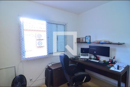 Casa à venda com 95m², 4 quartos e 2 vagasQuarto 3