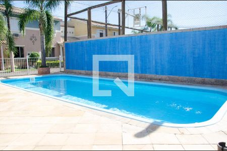 Casa à venda com 95m², 4 quartos e 2 vagasPiscina
